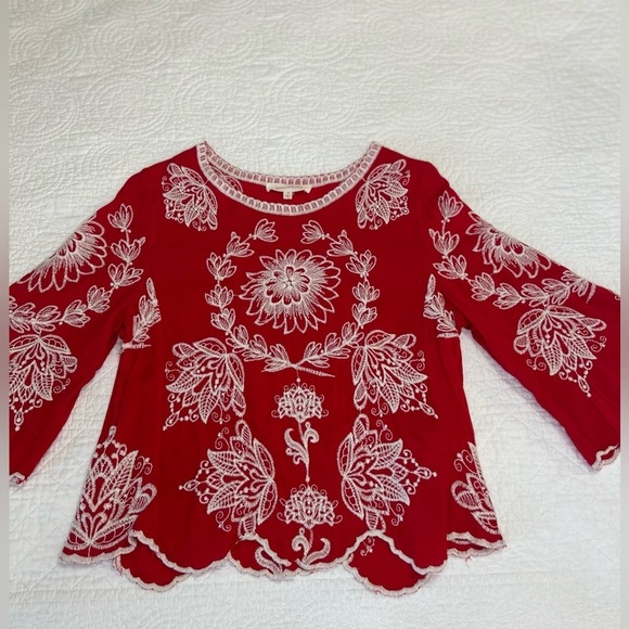 Solitaire Tops - Anthropologie Solitaire -Red/White Embroidery 3/4 Length Sleeve. Bohemian. Small